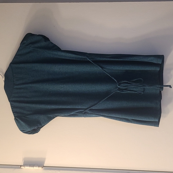 Turquoise Blouse Medium - Picture 2 of 2